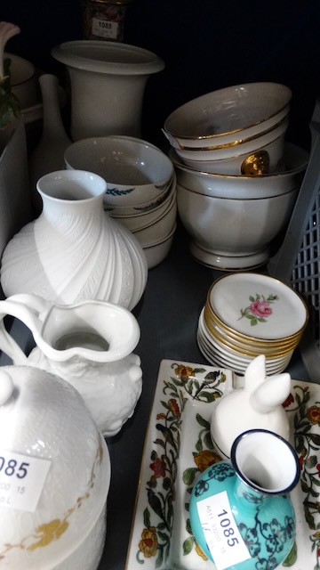 1 lot de porcelaine