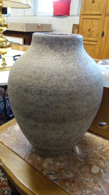 1 hohe Vase