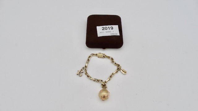 1 Armband mit div. Anhängern 585er GG
