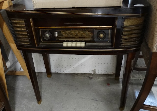 1 meuble radio