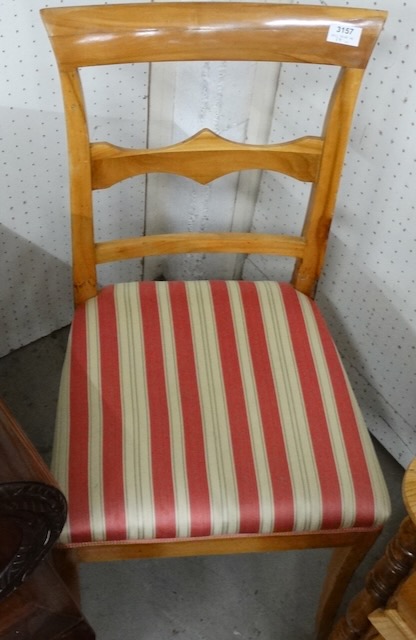 1 armchair + 1 chair + 1 stool