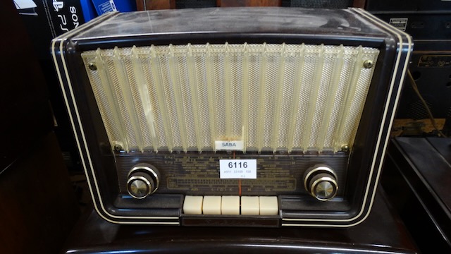 1 vieille radio