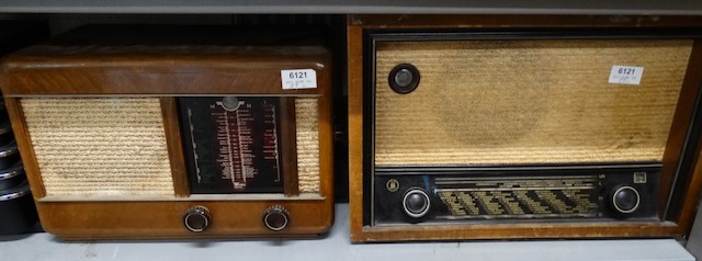 2 alte Radios