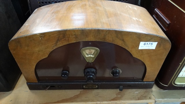 1 vieille radio