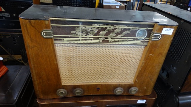 1 vieille radio