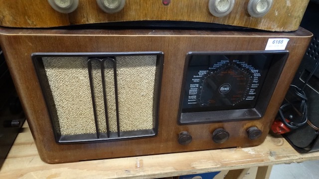 1 altes Radio