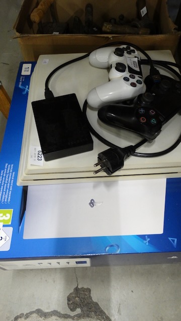 1 PS 4 Pro