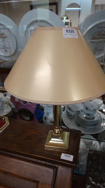 1 table lamp