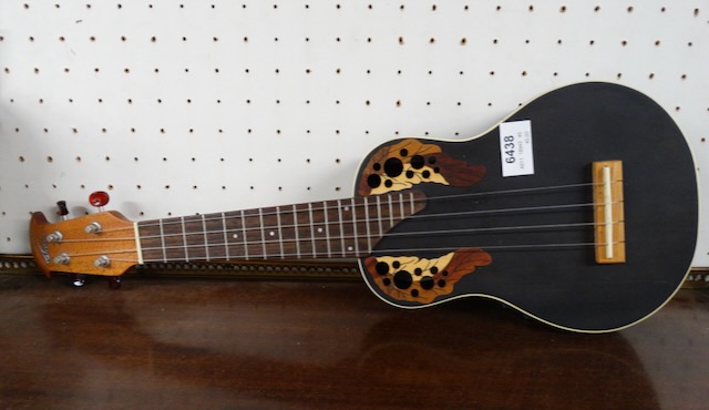 1 Ovation Ukulele