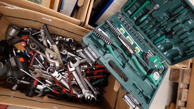 1 lot of tools/power tools